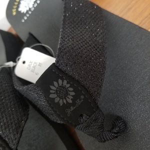 yellow box yoga mat flip flops